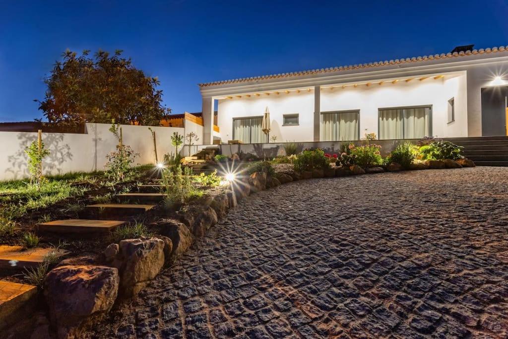 וילה דו ביספו Casa Monte Salema מראה חיצוני תמונה